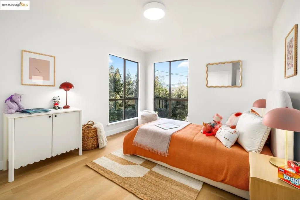 568 Vistamont Avenue Berkeley CA 94708