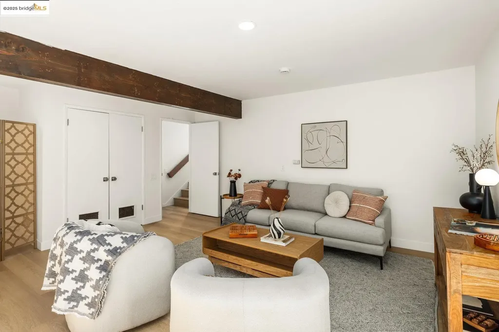 568 Vistamont Avenue Berkeley CA 94708