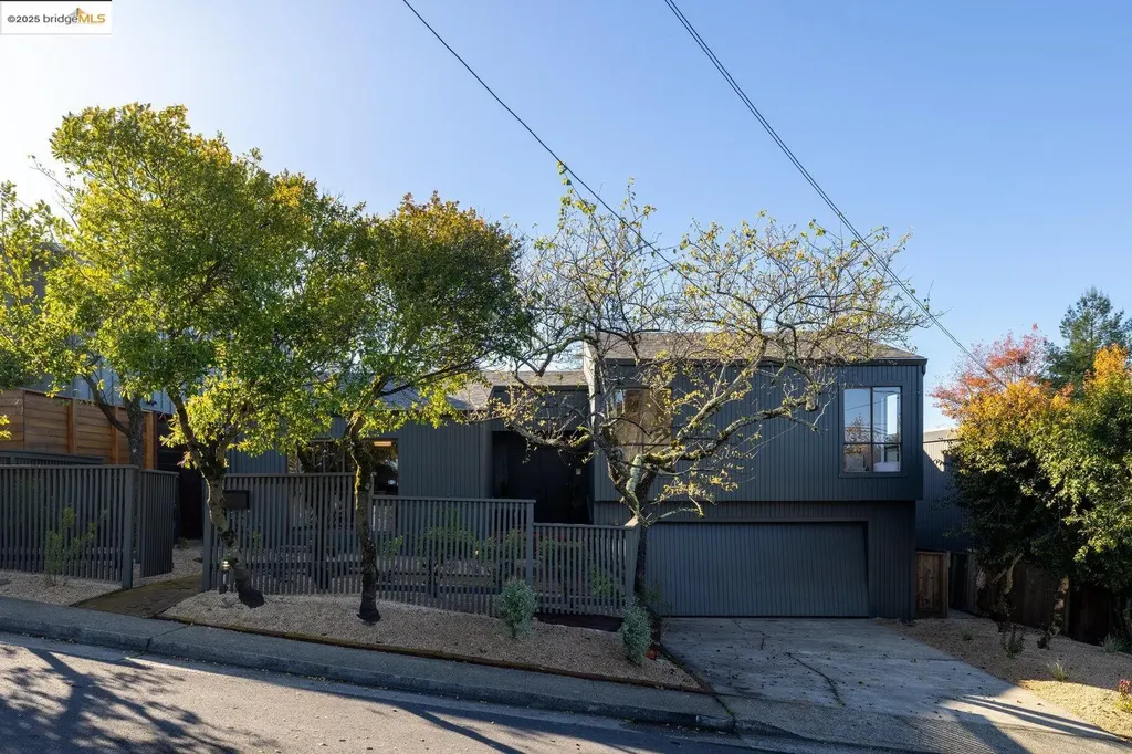 568 Vistamont Avenue Berkeley CA 94708