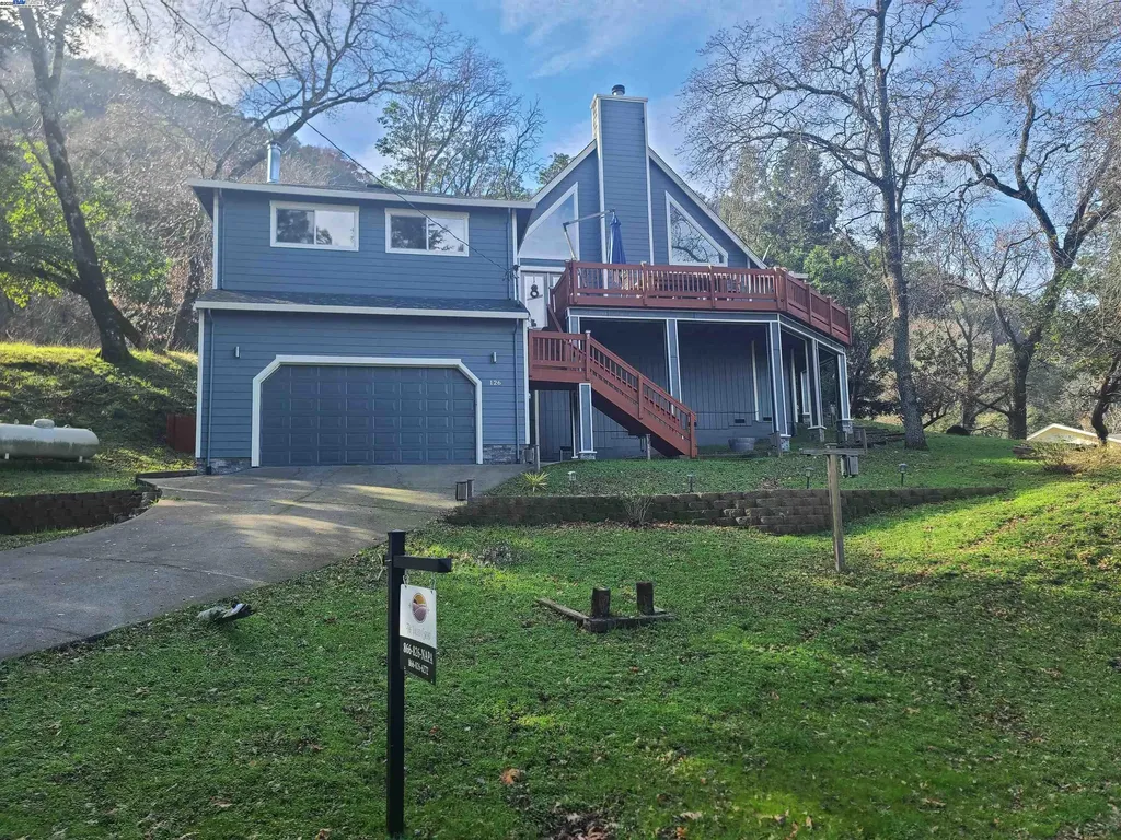 116 Ridgecrest Drive Napa CA 94558