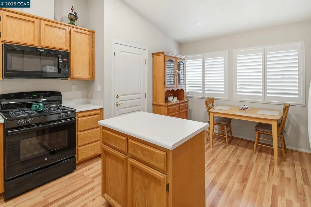 443 Mandarin Circle Vacaville CA 95687