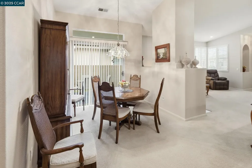 443 Mandarin Circle Vacaville CA 95687