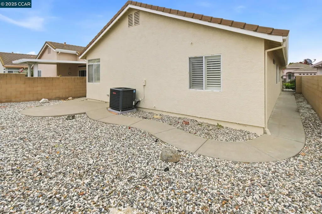 443 Mandarin Circle Vacaville CA 95687