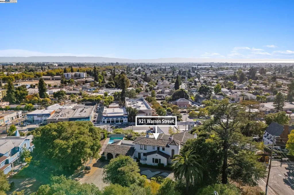 921 Warren Street Hayward CA 94541