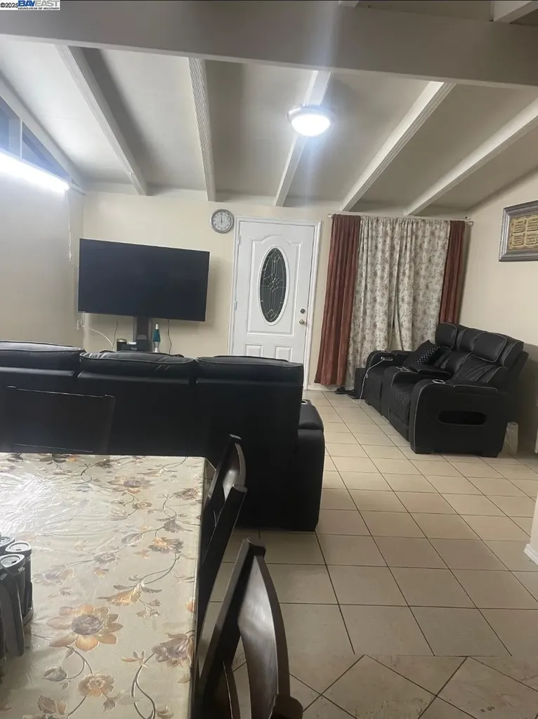 27844 Miami Avenue Hayward CA 94545