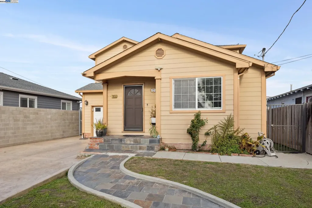 1815 102nd Avenue Oakland CA 94603