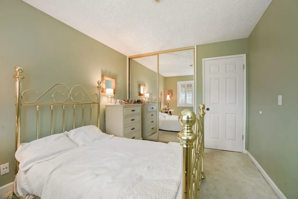 136 Marco Lane Vacaville CA 95688