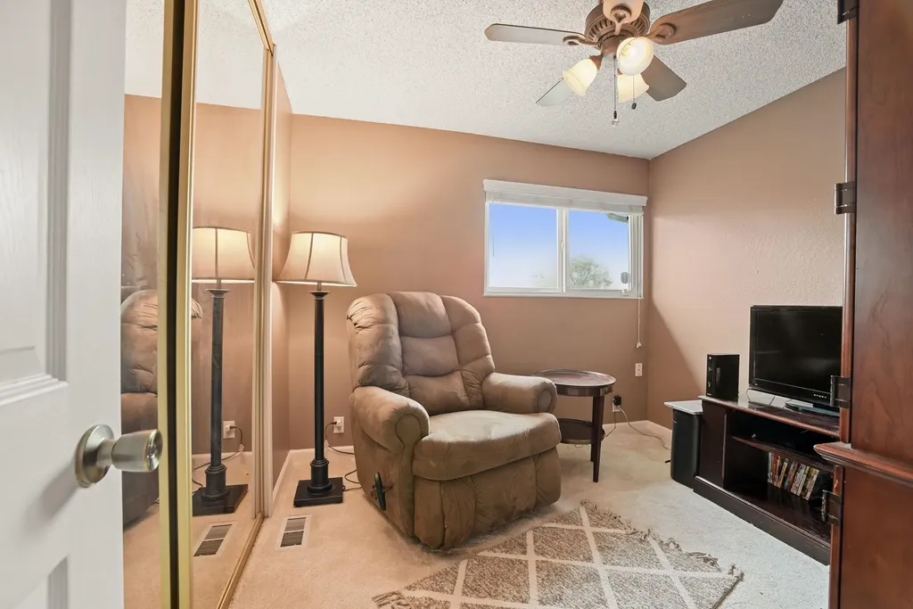 136 Marco Lane Vacaville CA 95688