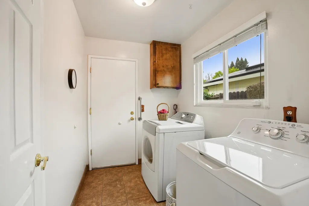 136 Marco Lane Vacaville CA 95688