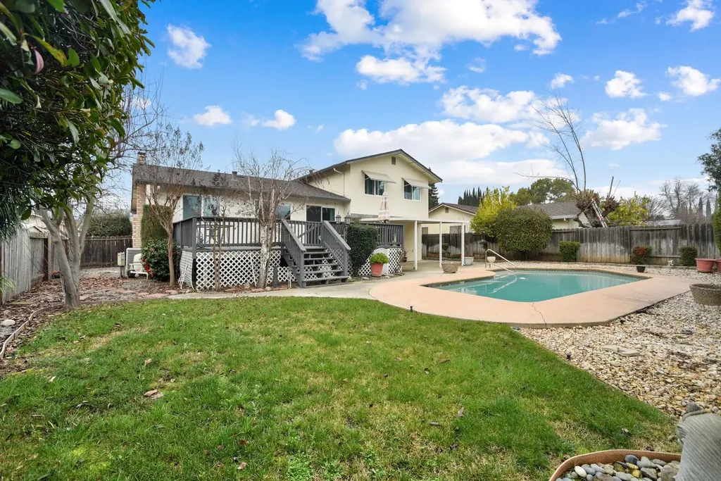 136 Marco Lane Vacaville CA 95688
