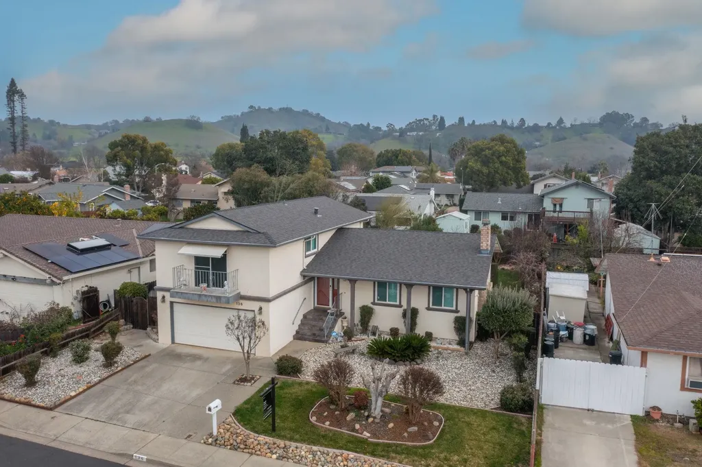 136 Marco Lane Vacaville CA 95688