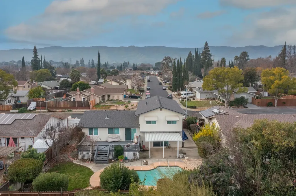 136 Marco Lane Vacaville CA 95688