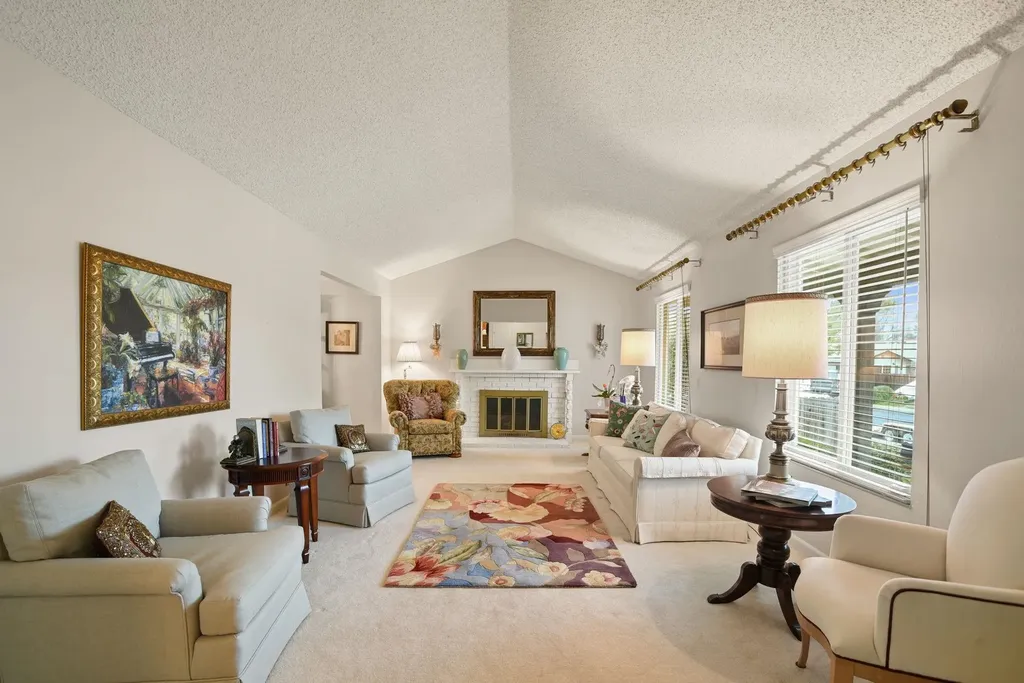 136 Marco Lane Vacaville CA 95688
