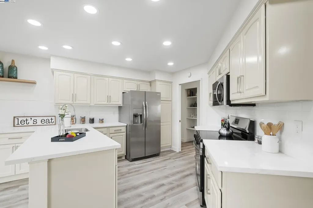 1239 Steele Canyon Napa CA 94558