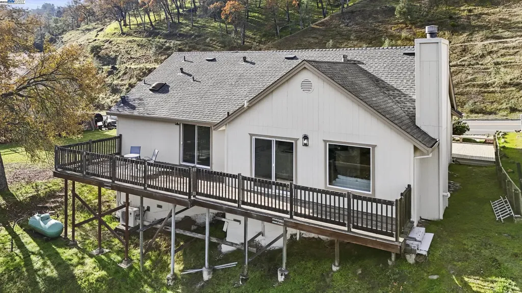 1239 Steele Canyon Napa CA 94558