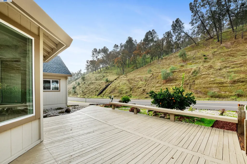 1239 Steele Canyon Napa CA 94558