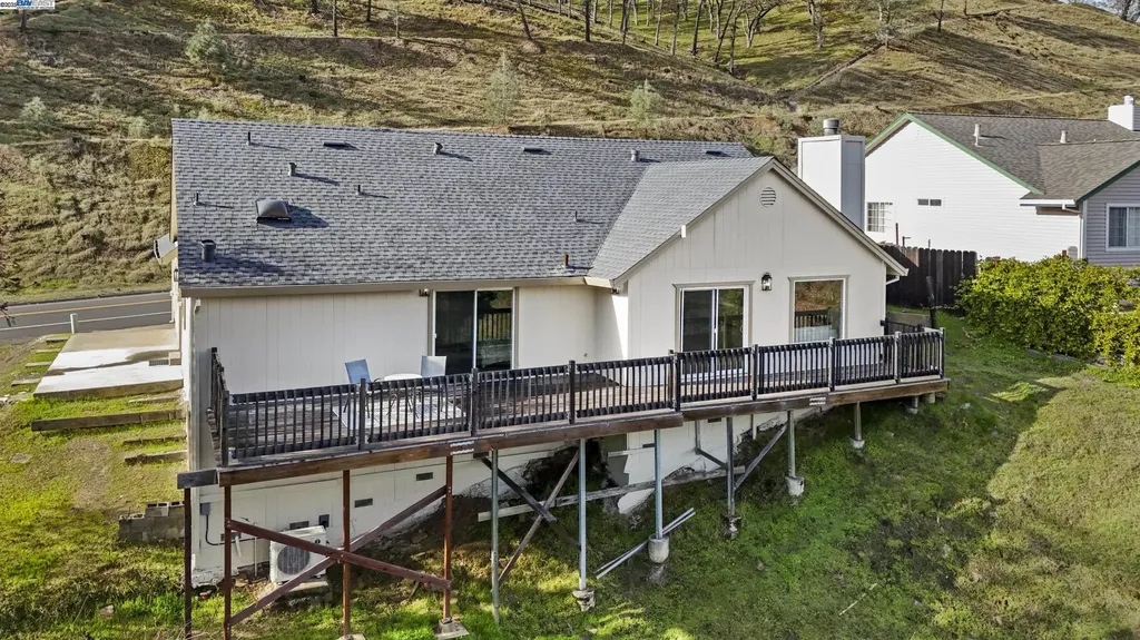 1239 Steele Canyon Napa CA 94558