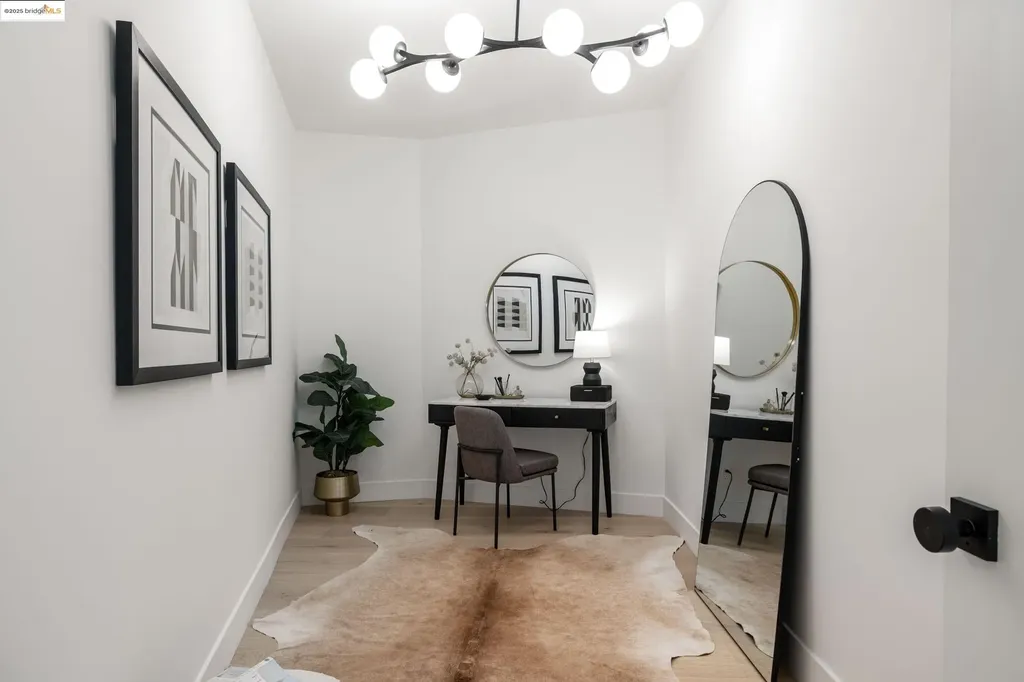 7260 Woodrow Drive Oakland CA 94611