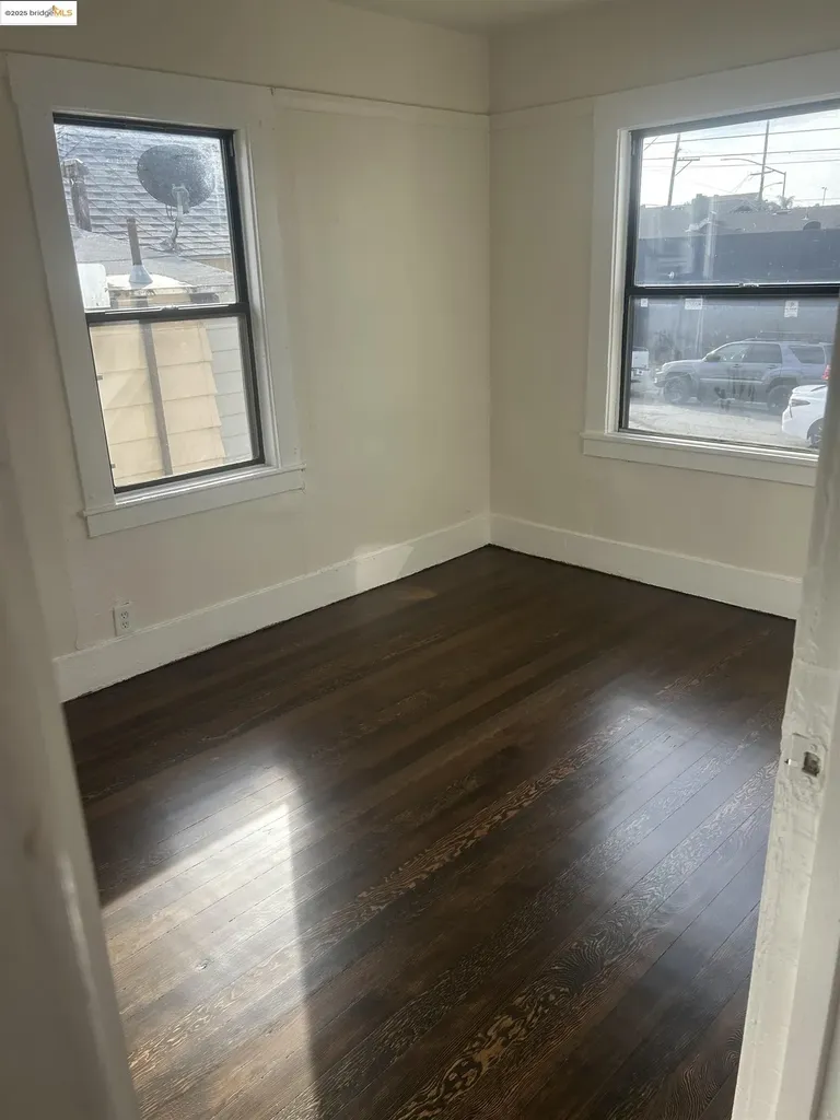 2618 20th Street Oakland CA 94601