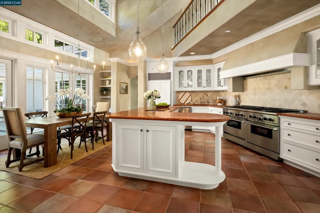 32 Vicente Road Berkeley CA 94705