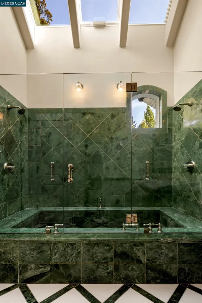 32 Vicente Road Berkeley CA 94705