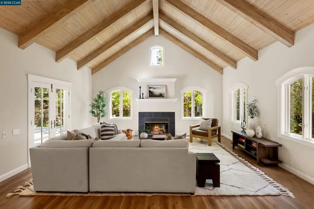32 Vicente Road Berkeley CA 94705