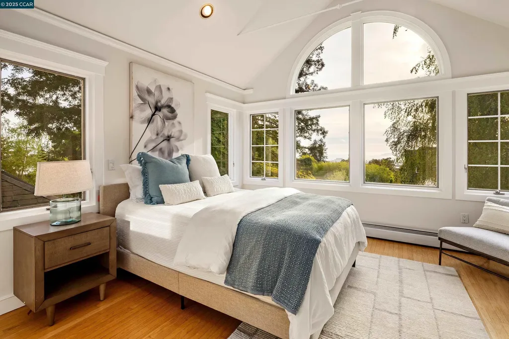 32 Vicente Road Berkeley CA 94705