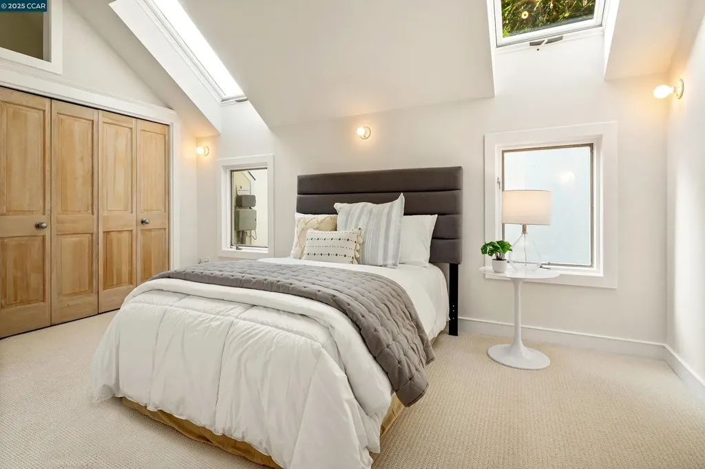 32 Vicente Road Berkeley CA 94705