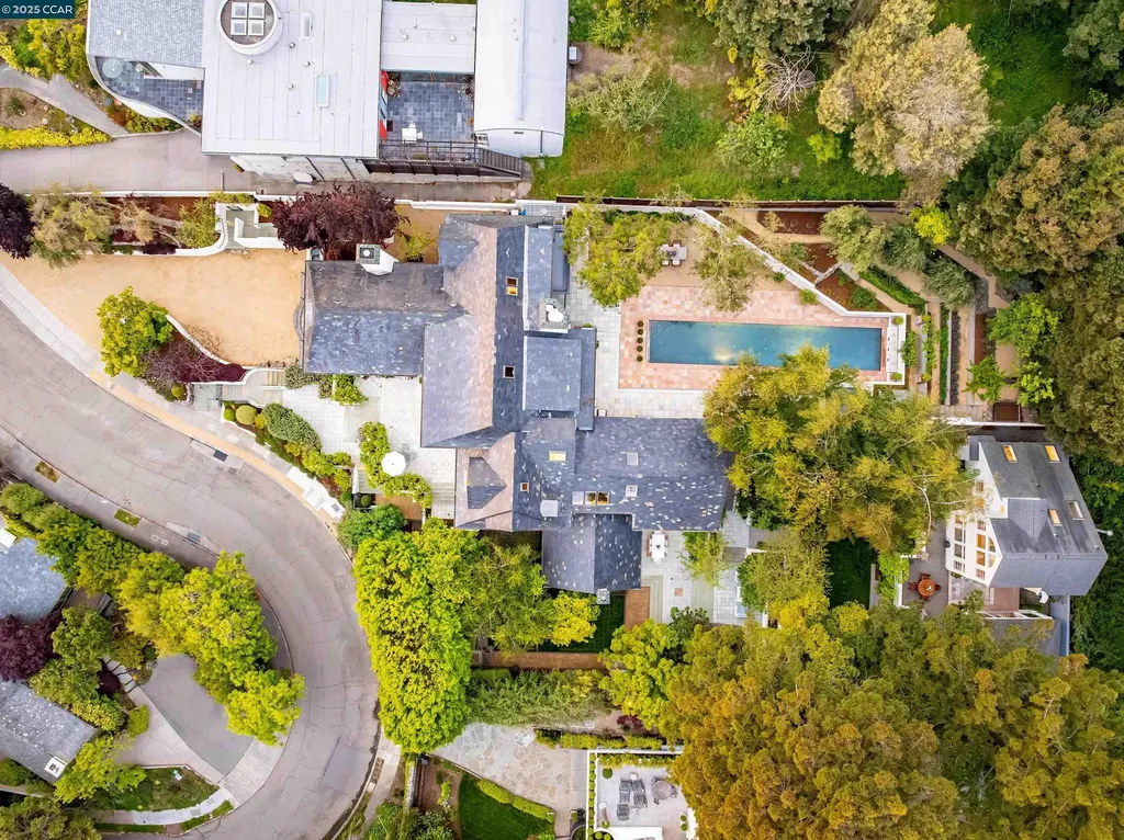 32 Vicente Road Berkeley CA 94705