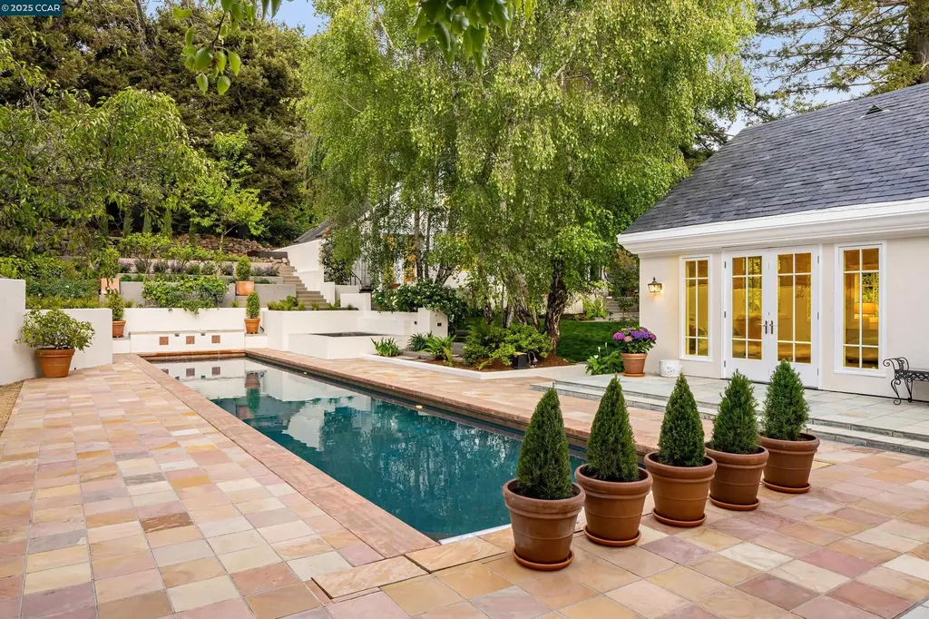 32 Vicente Road Berkeley CA 94705