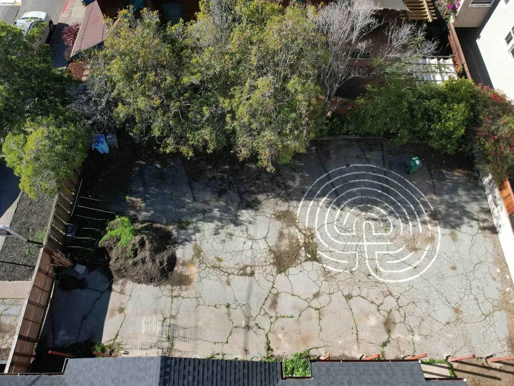 2477 Prince Street Berkeley CA 94705