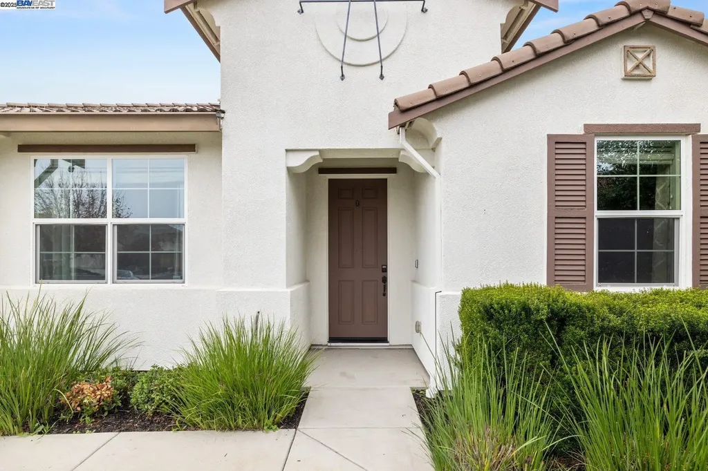 917 Talaria Court Oakley CA 94561
