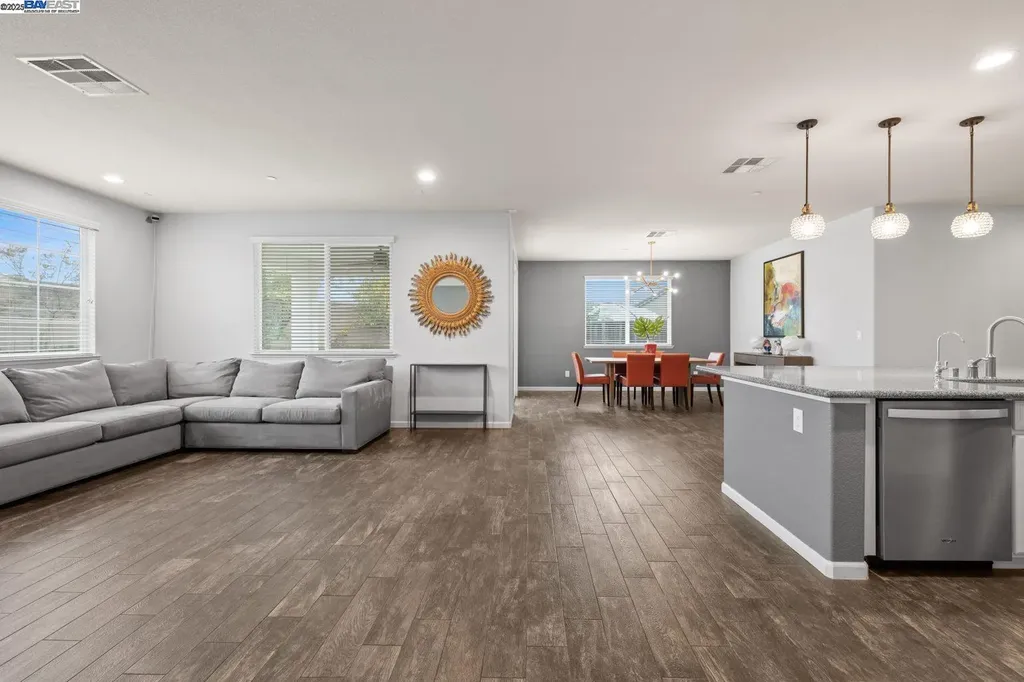 917 Talaria Court Oakley CA 94561