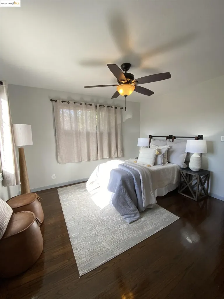 8454 Ney Avenue Oakland CA 94605