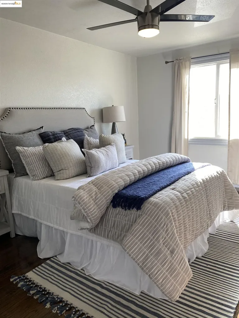 8454 Ney Avenue Oakland CA 94605