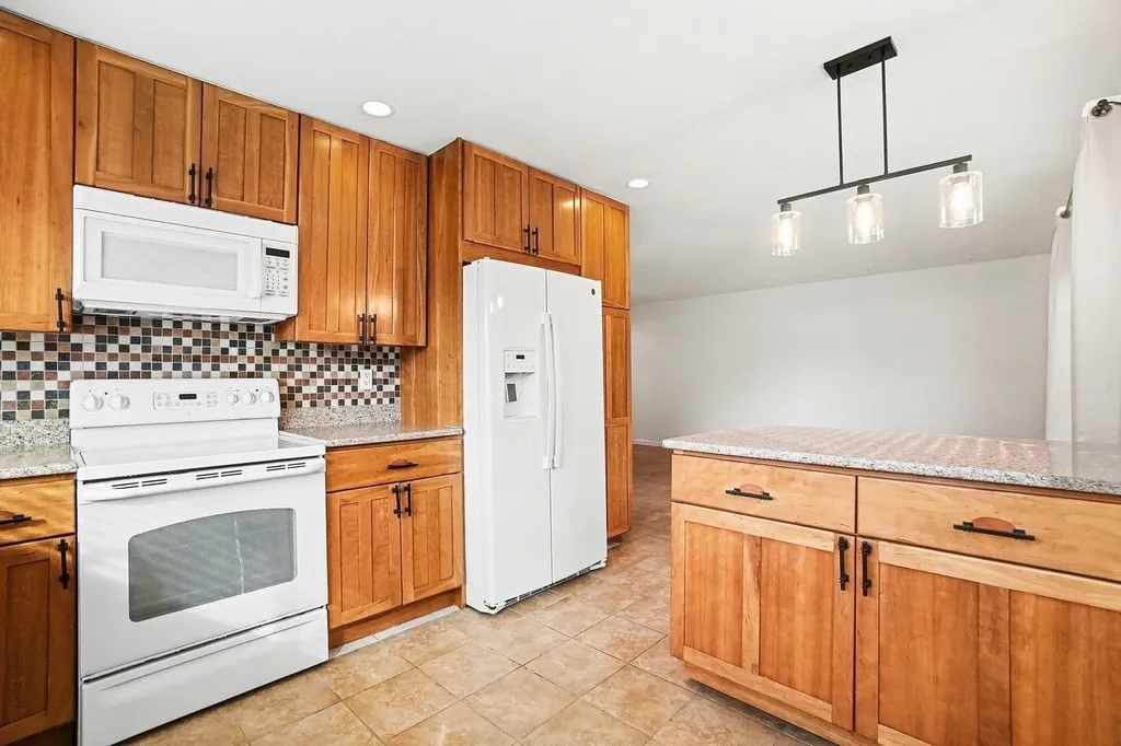 1833 Camino Estrada Concord CA 94521