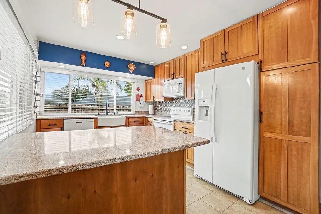 1833 Camino Estrada Concord CA 94521