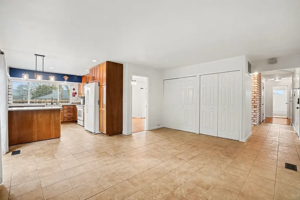 1833 Camino Estrada Concord CA 94521