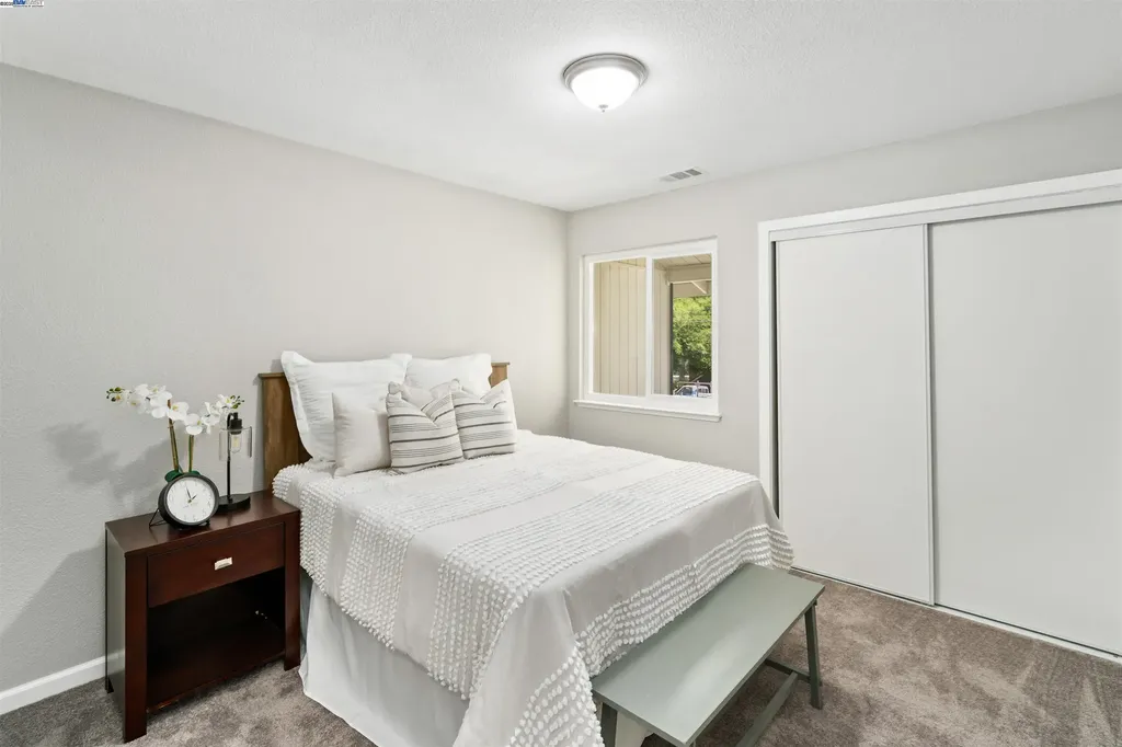 6330 Tri Lane El Sobrante CA 94803