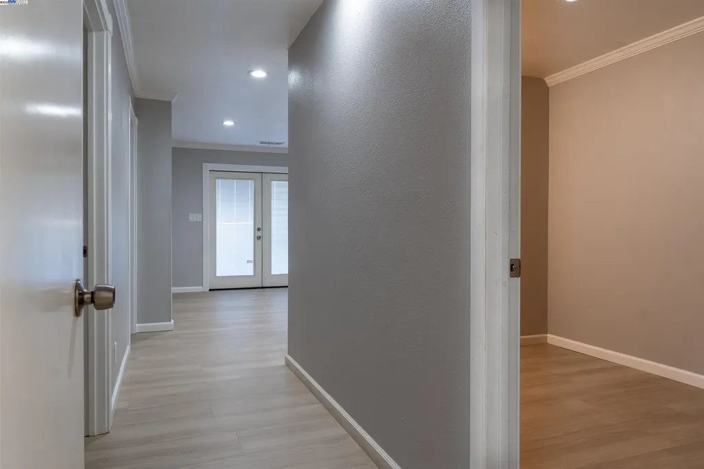 6330 Tri Lane El Sobrante CA 94803