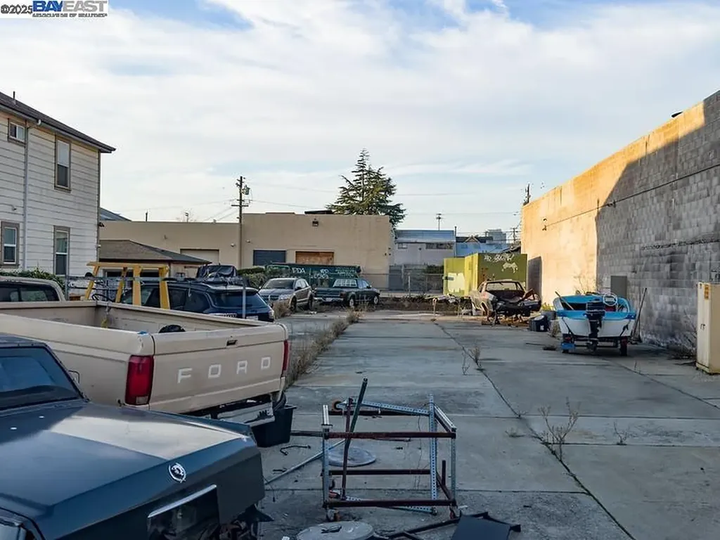 1041 7th Avenue Oakland CA 94607