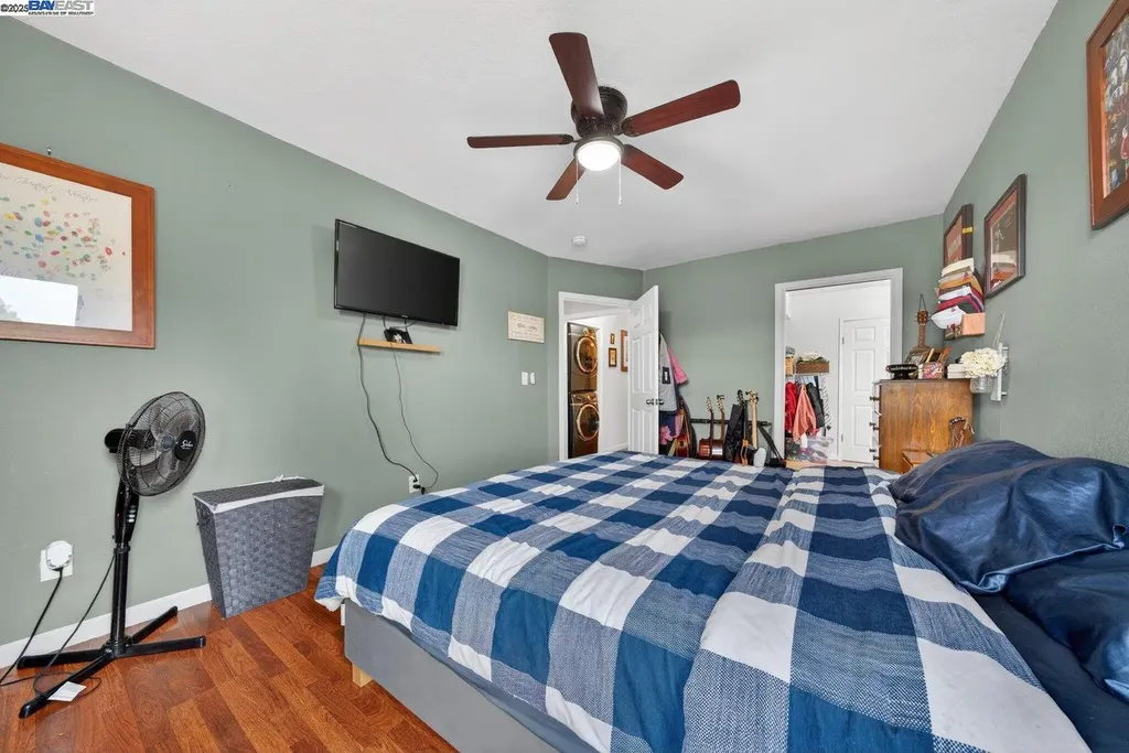 229 Lake Avenue Rodeo CA 94572