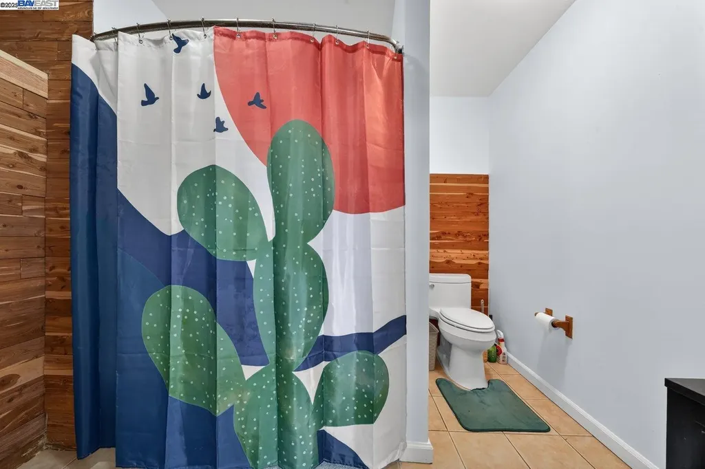 229 Lake Avenue Rodeo CA 94572