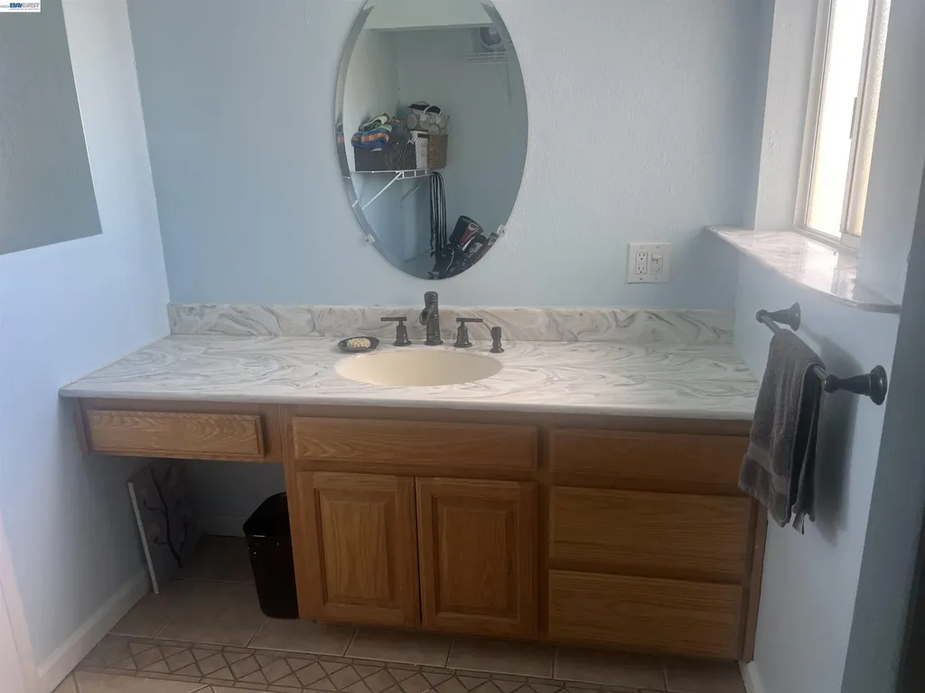 229 Lake Avenue Rodeo CA 94572