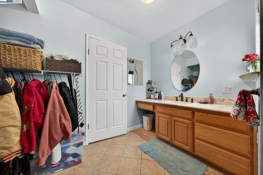 229 Lake Avenue Rodeo CA 94572