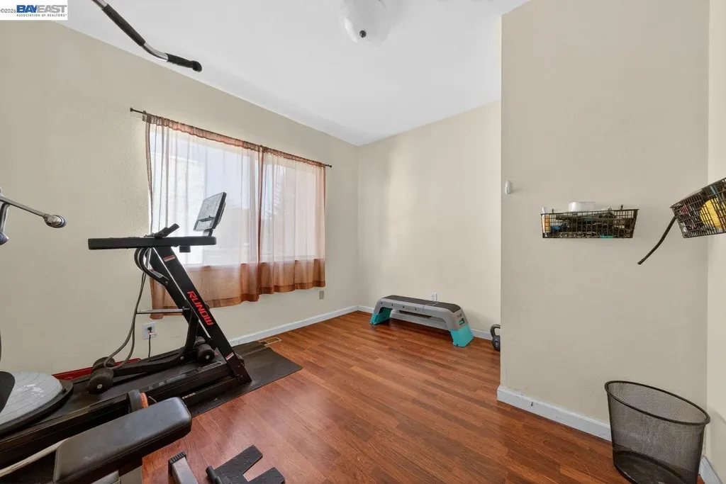 229 Lake Avenue Rodeo CA 94572