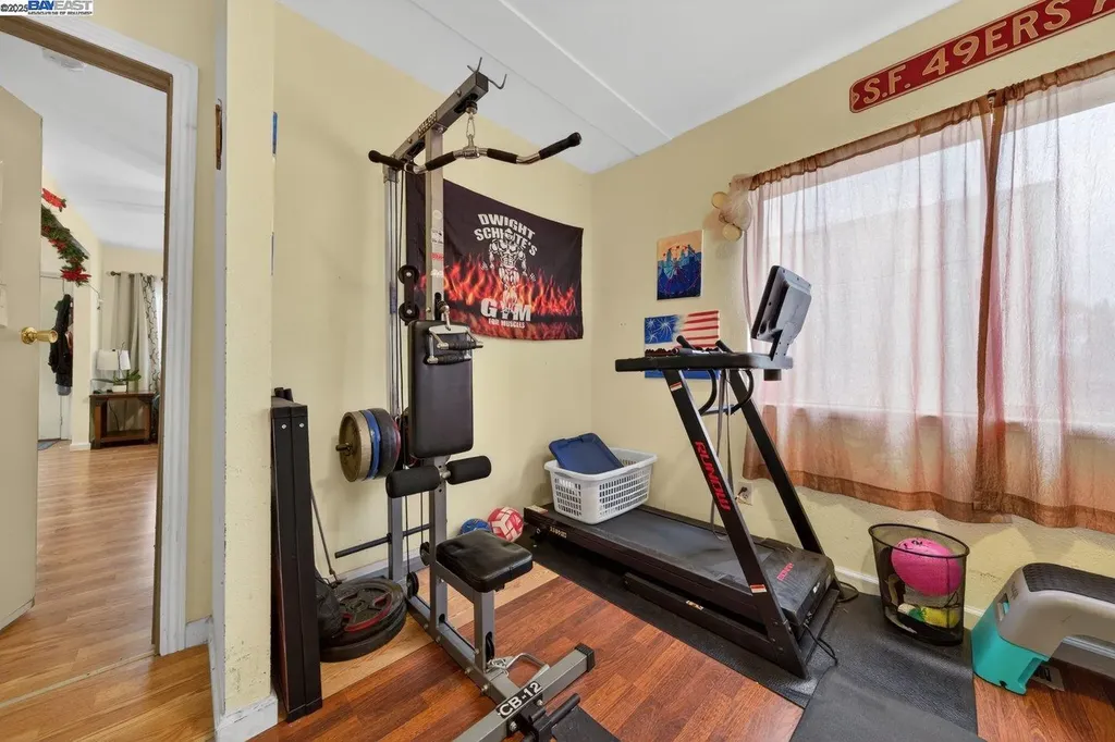 229 Lake Avenue Rodeo CA 94572