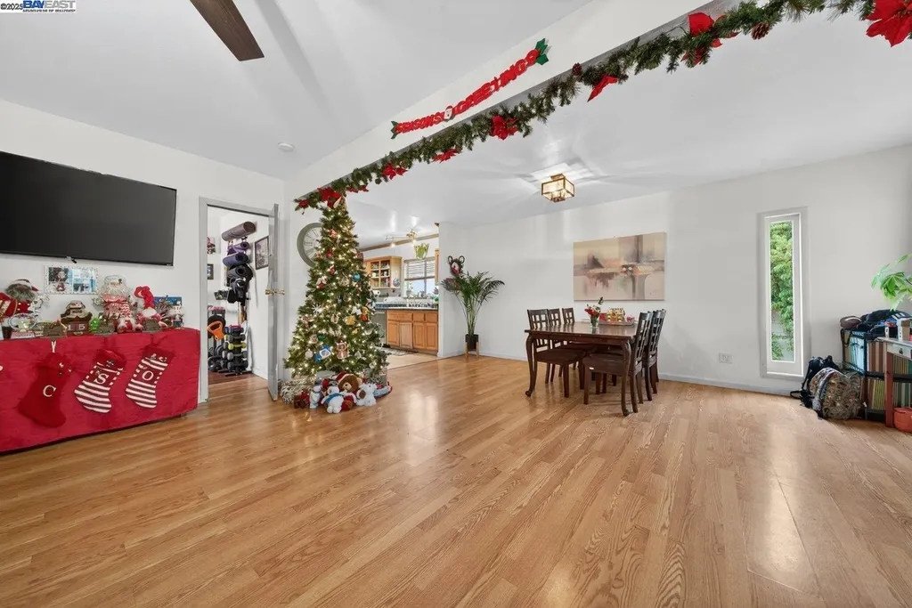 229 Lake Avenue Rodeo CA 94572