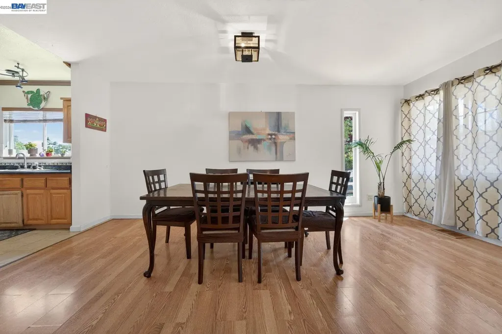 229 Lake Avenue Rodeo CA 94572