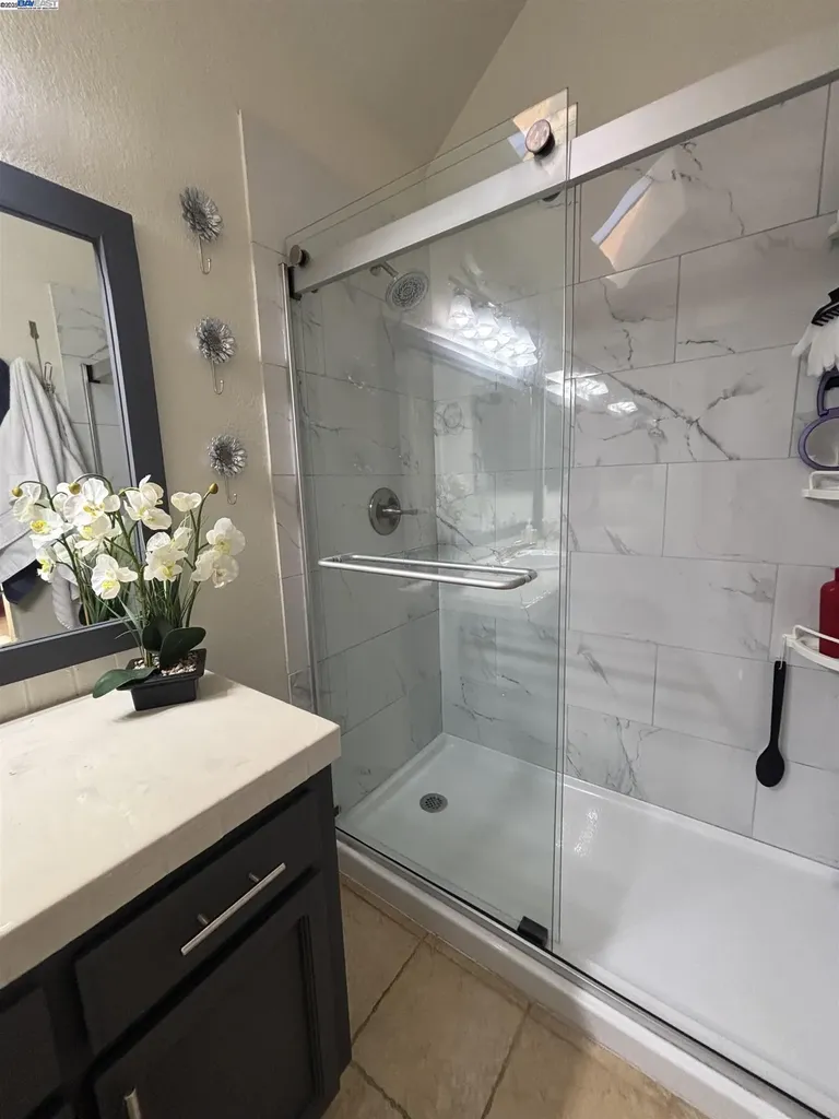 7 Cliff Walk Vallejo CA 94591